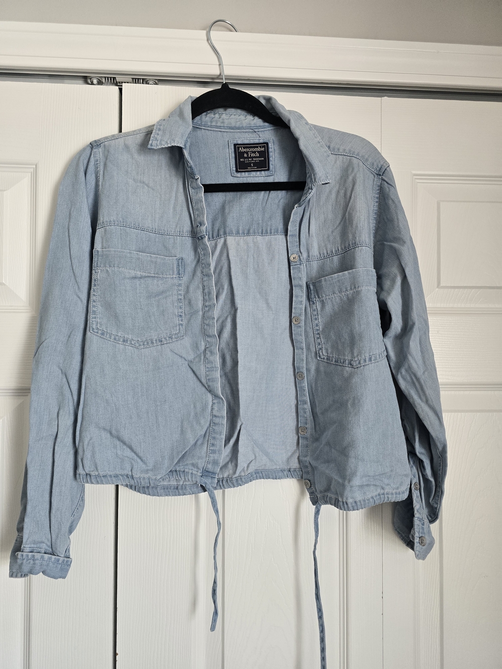 Abercrombie & Fitch Light Wash Denim Button-Down Shirt